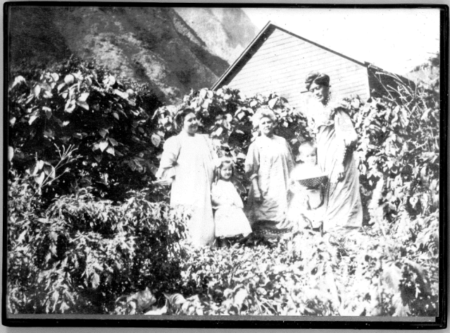 Dinegar family photos4